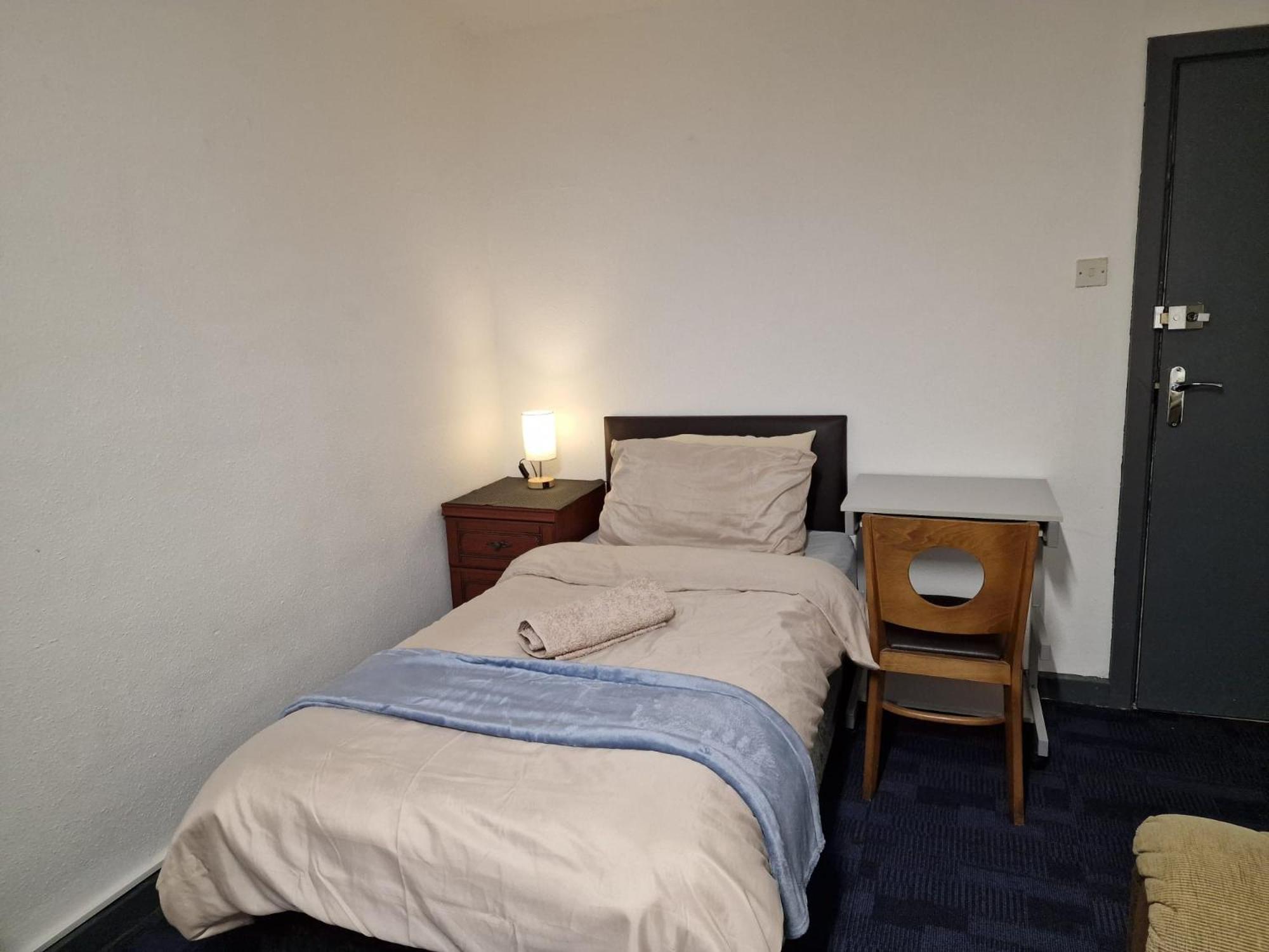 Room Near East Midland Airport 5 凯格沃思 外观 照片