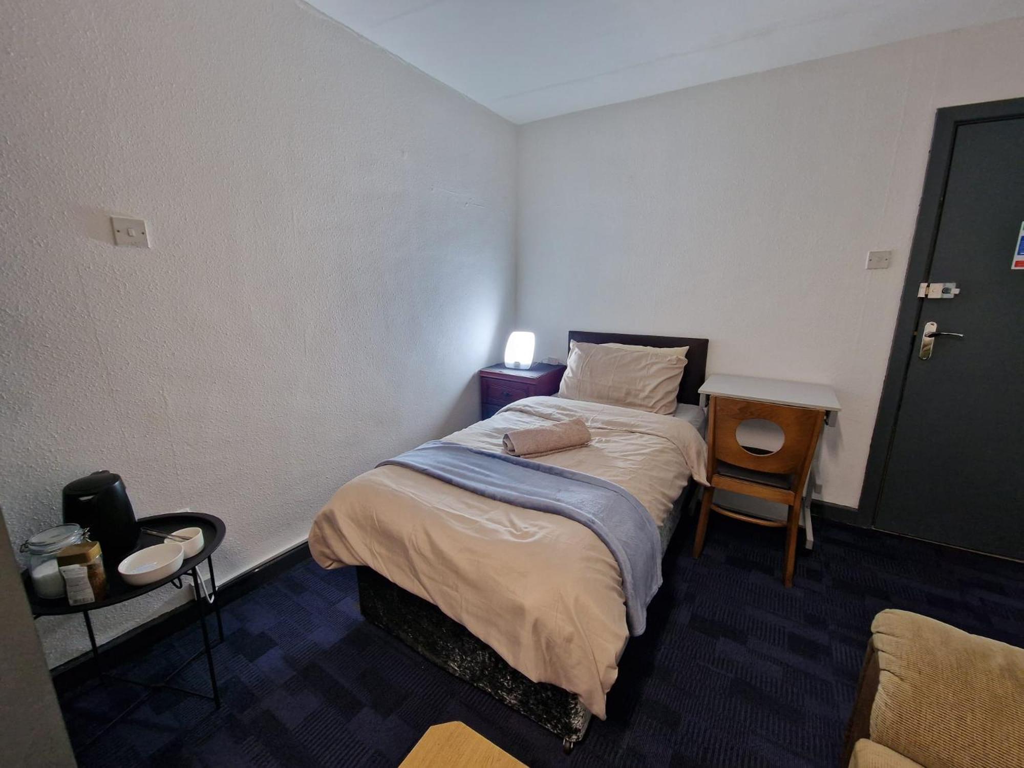 Room Near East Midland Airport 5 凯格沃思 外观 照片