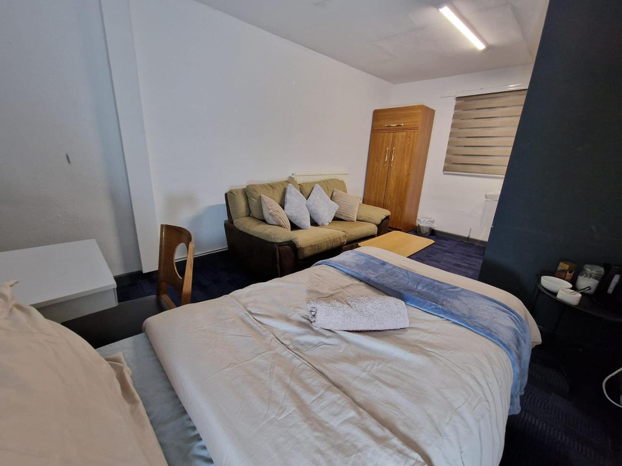 Room Near East Midland Airport 5 凯格沃思 外观 照片